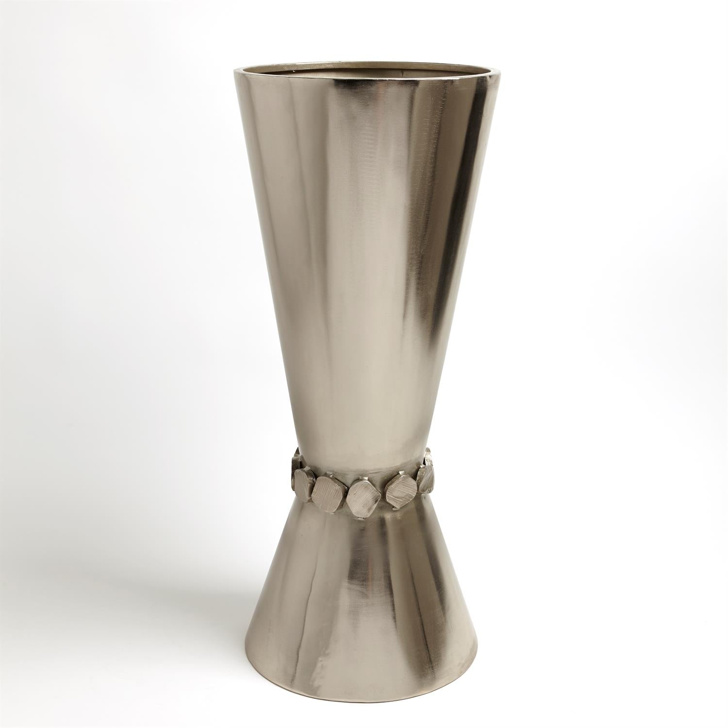 Vase by Jeid Studio