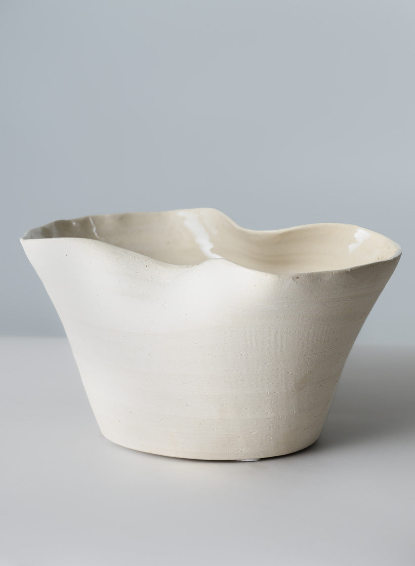 Bowl in White-Ivory by Jeid Studio