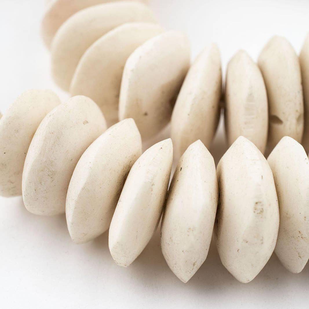 Decorative Object in White-Ivory by Jeid Studio