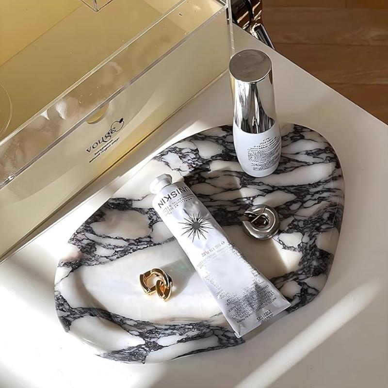 Tray in Grey-Black and White-Ivory by Jeid Studio