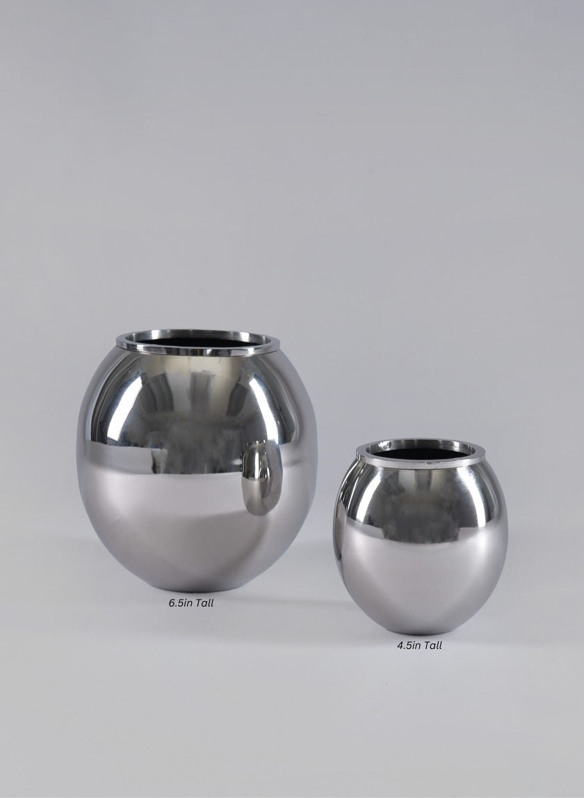 Vase in N/A by Jeid Studio
