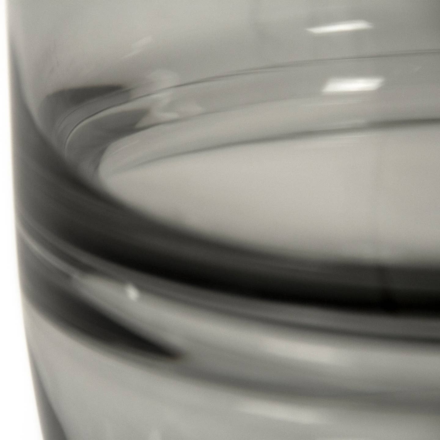 Vase in Grey-Black by Jeid Studio