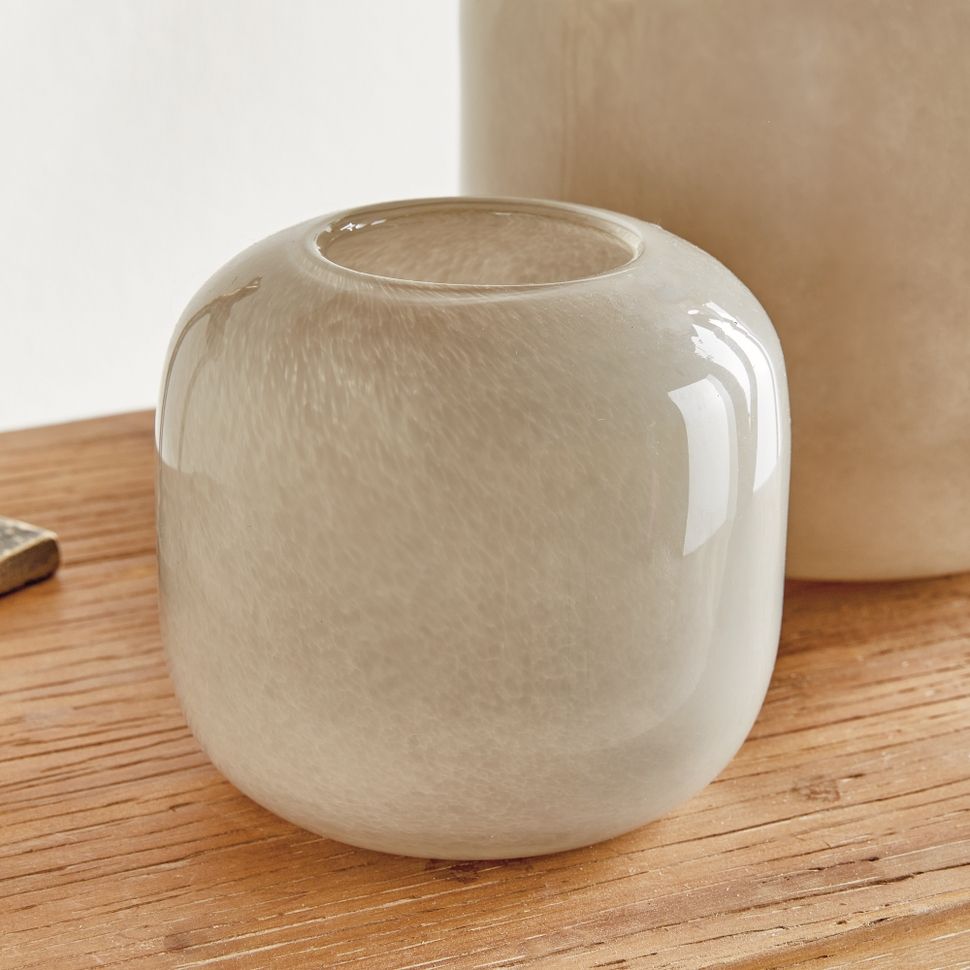 Vase in White-Ivory and Natural-Brown by Jeid Studio