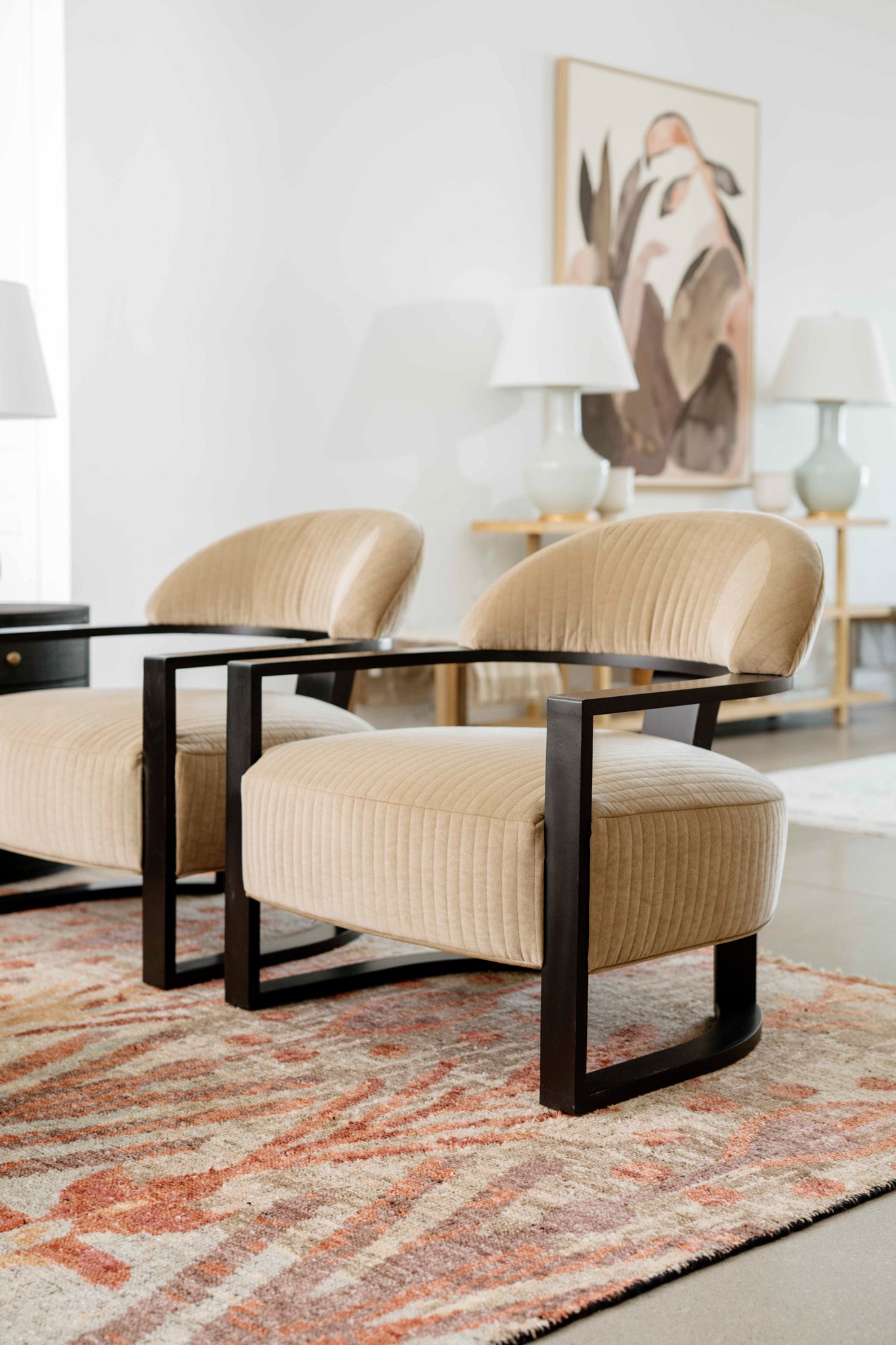 Ren Chair