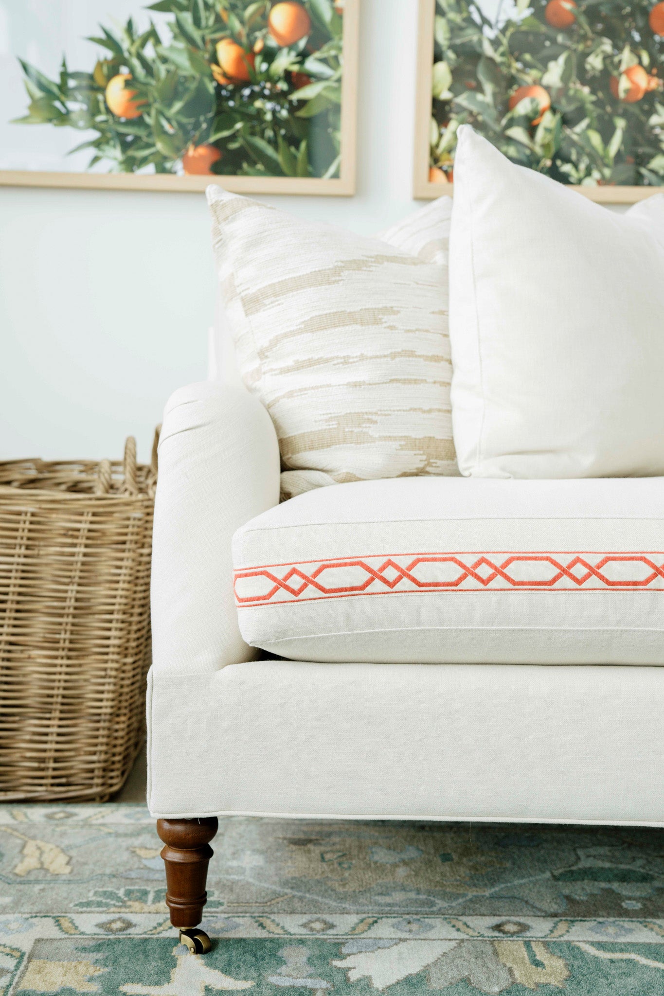 Ava Sofa