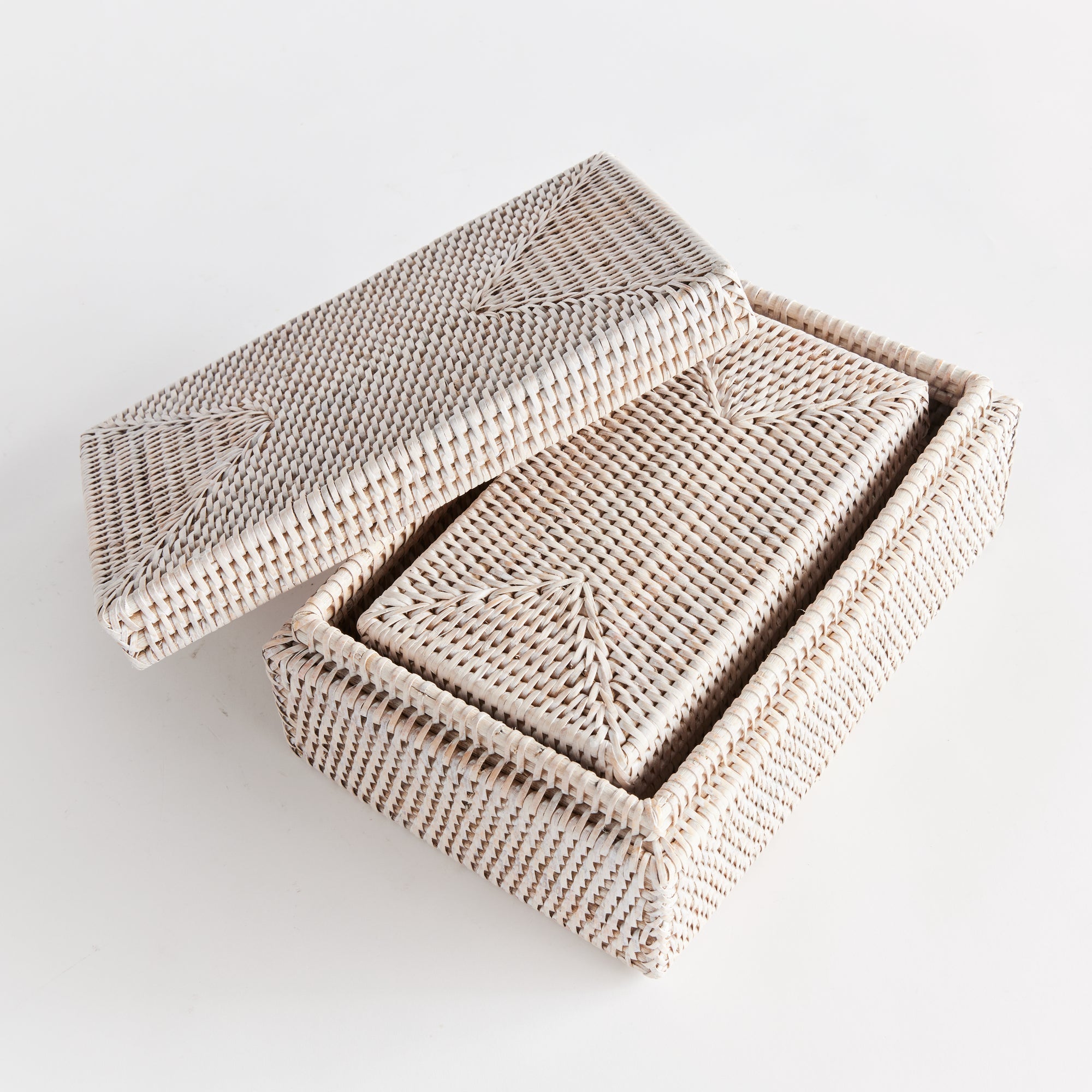 Decorative Box in White-Ivory by Jeid Studio