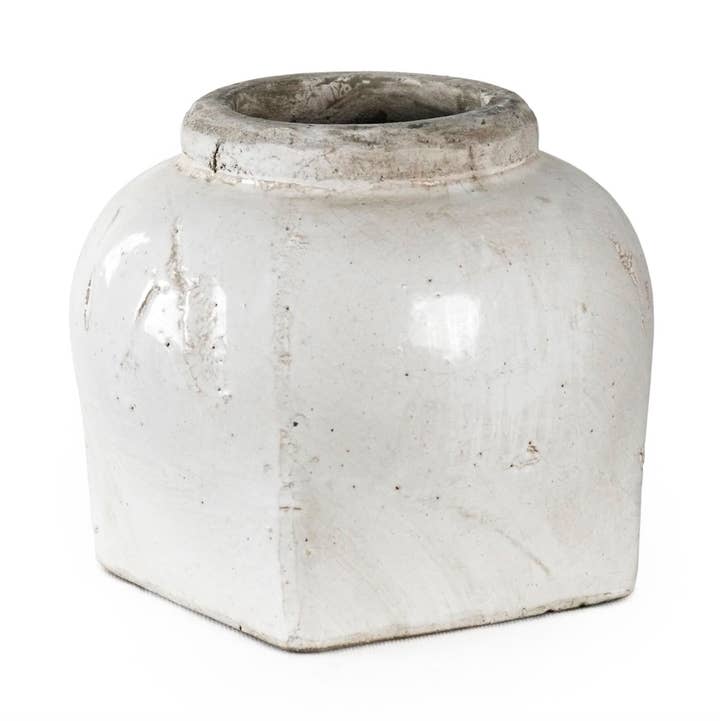 Jar in White-Ivory by Jeid Studio