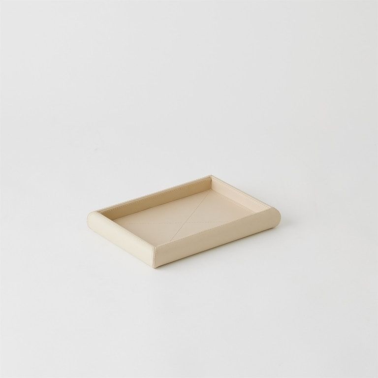 Tray in Natural-Brown by Jeid Studio