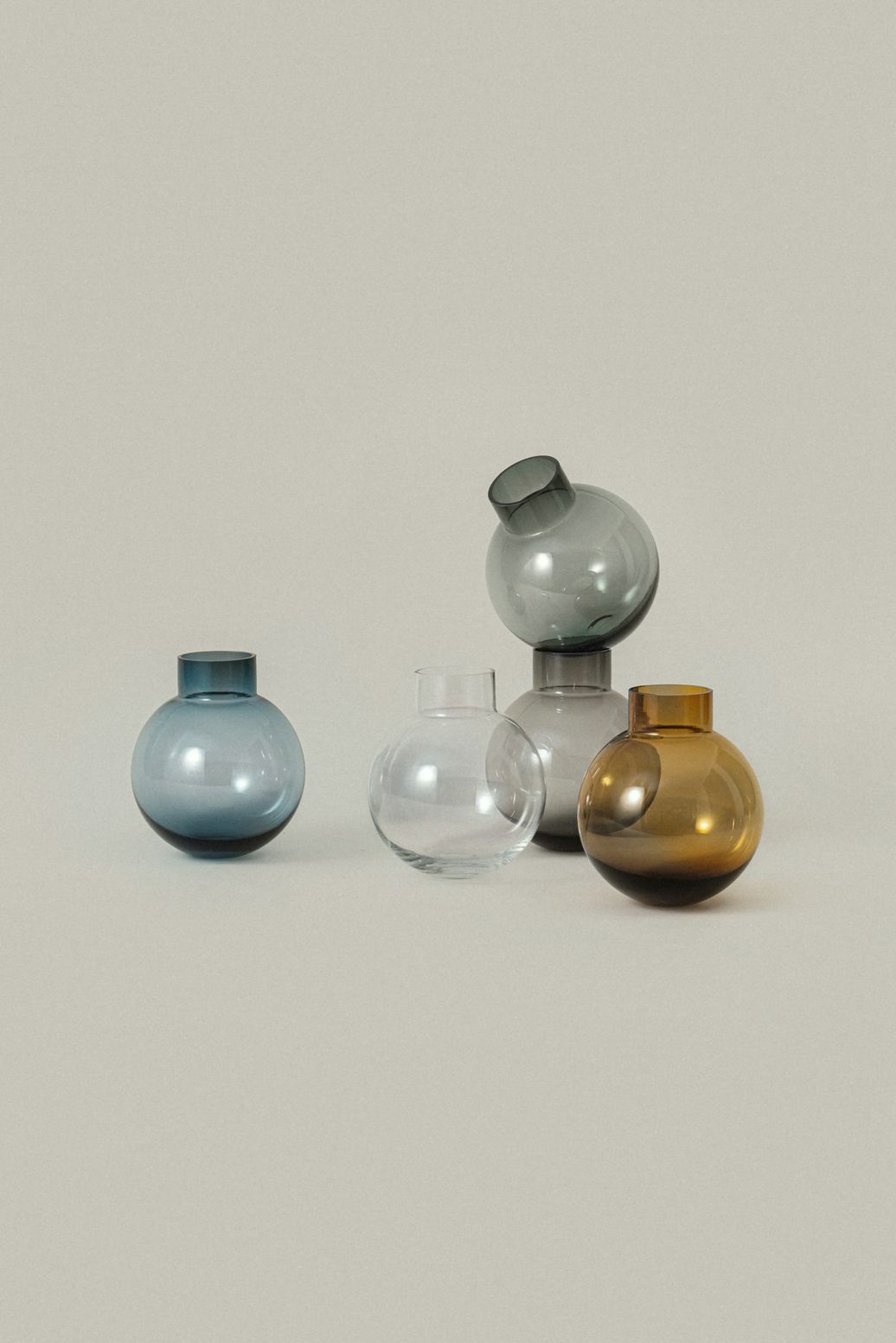 Vase in Natural-Brown by Jeid Studio