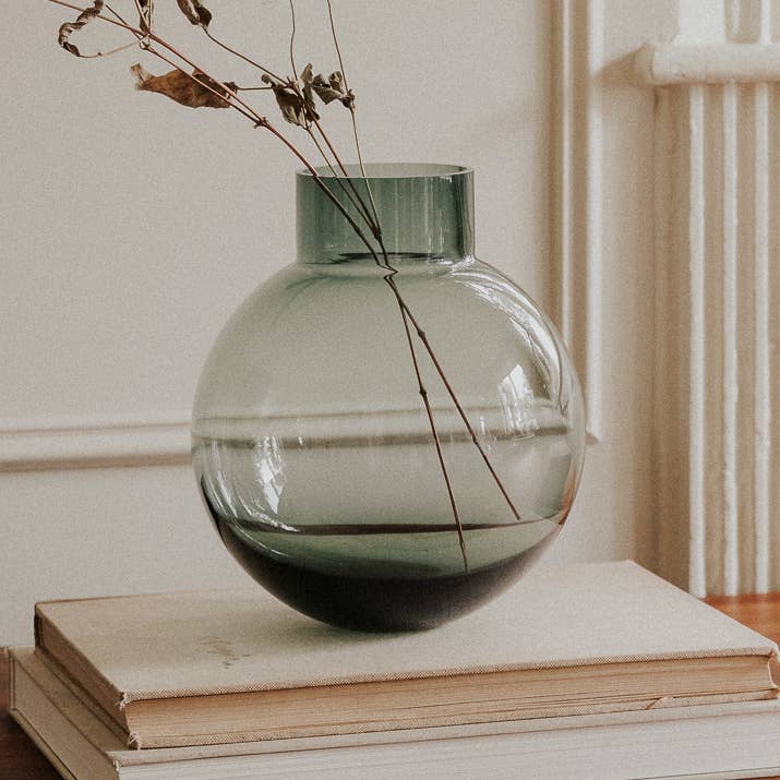 Vase in Green by Jeid Studio